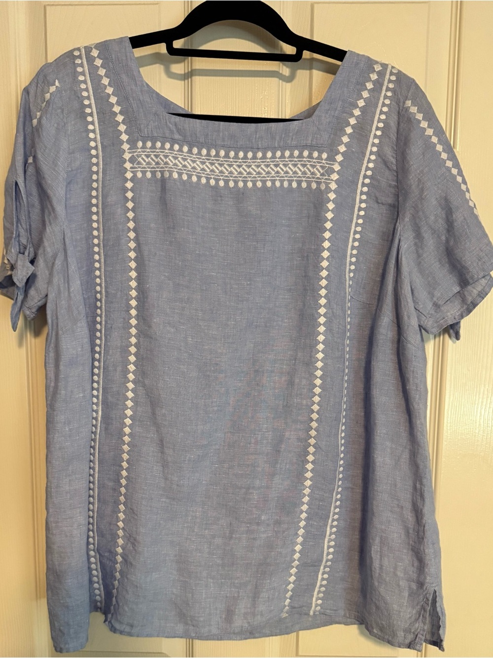 Talbot Embroidered Linen top